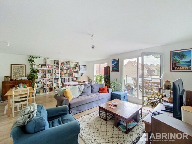 Appartement en location à VALENCIENNES — photo 2