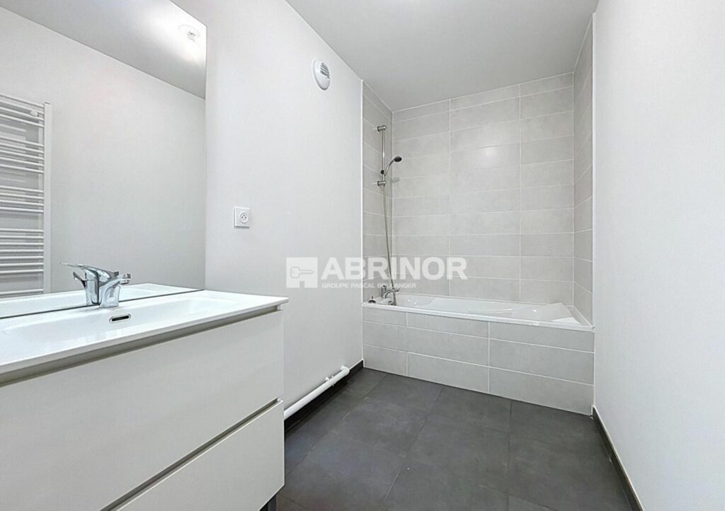 Appartement en vente à MARCQ EN BAROEUL — photo 4