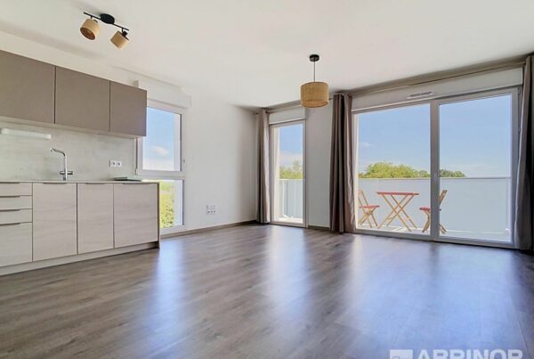 Appartement en vente à VILLENEUVE D ASCQ — photo 1