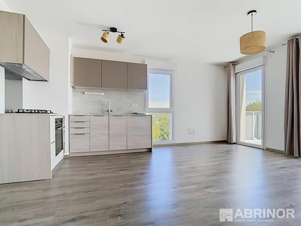 Appartement en vente à VILLENEUVE D ASCQ — photo 3