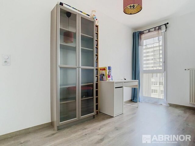 Appartement en vente à VILLENEUVE D ASCQ — photo 9