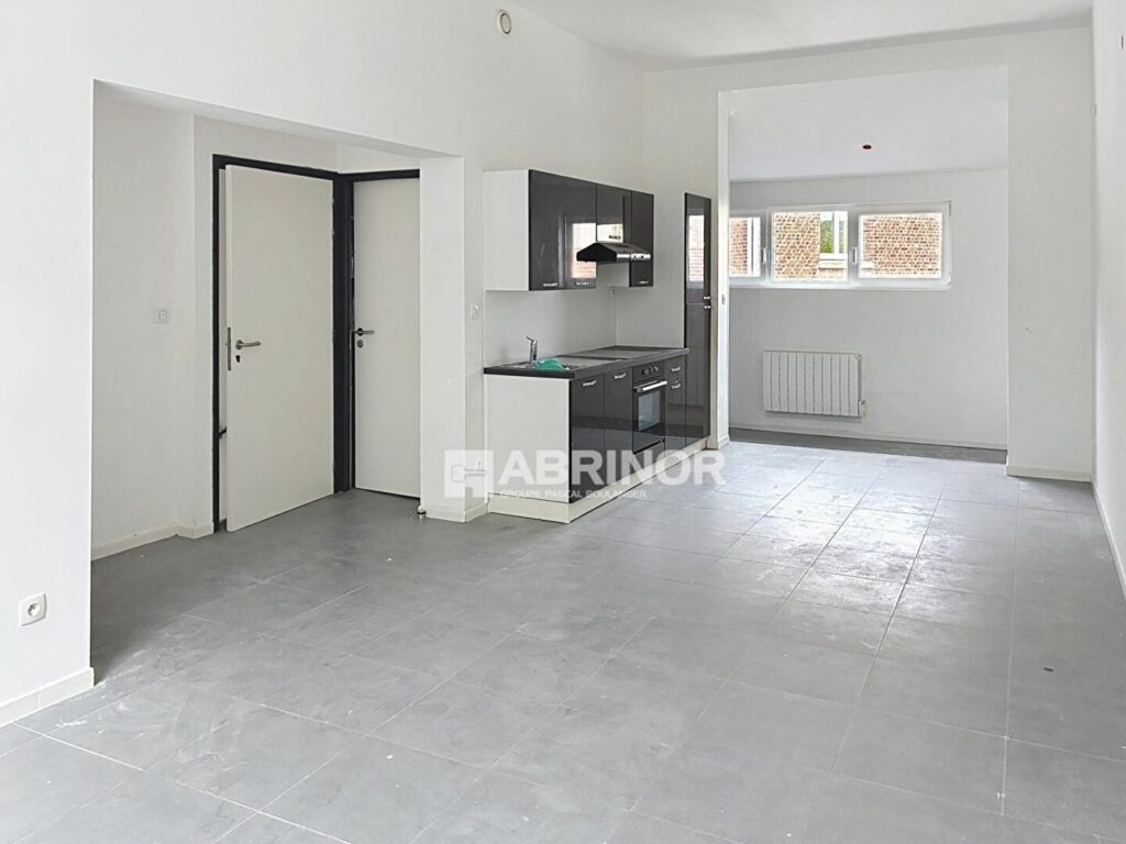 Immeuble en vente à VALENCIENNES — photo 1