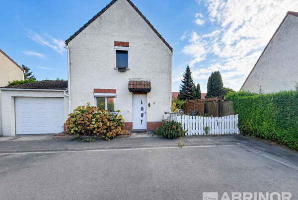 Maison en vente à ANNOEULLIN — photo 1