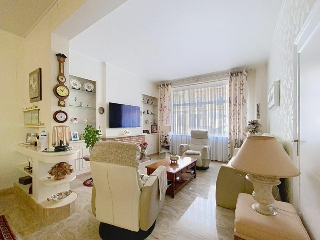Maison en vente à ARMENTIERES — photo 1