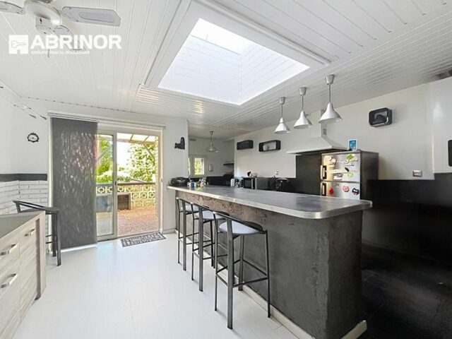 Maison en vente à CROIX — photo 2