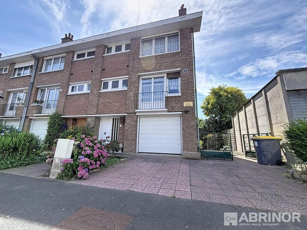 Maison en vente à HALLENNES LEZ HAUBOURDIN — photo 1