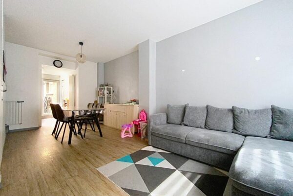 Maison en vente à HOUPLINES — photo 1