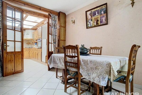 Maison en vente à LEZENNES — photo 1