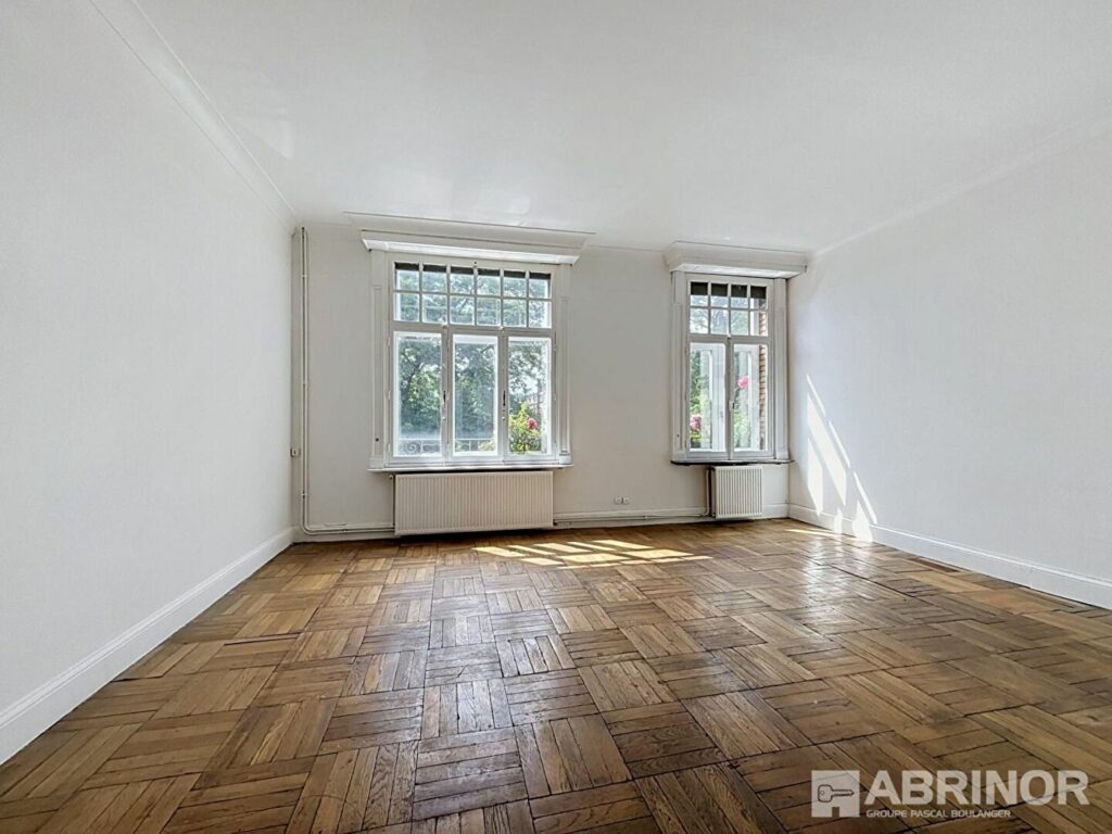 Maison en vente à LILLE — photo 2