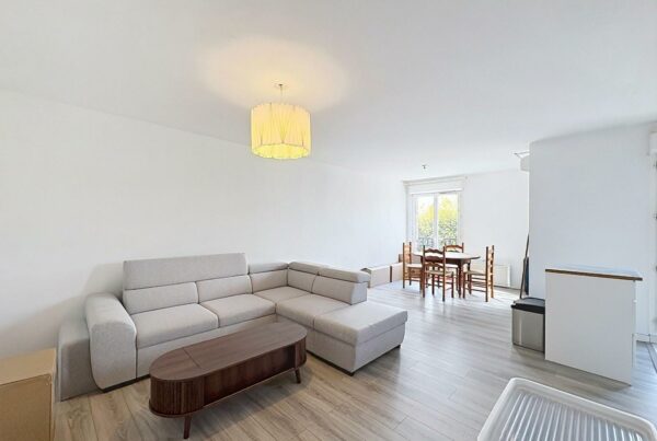 Appartement en location à ANZIN — photo 1
