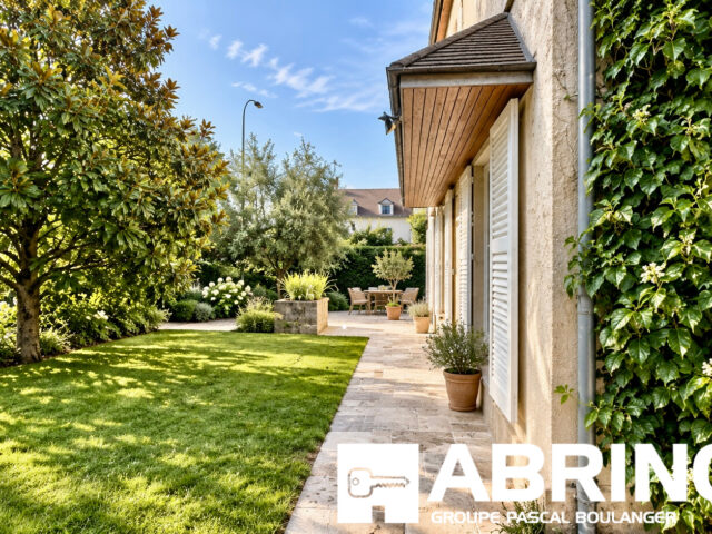 Maison en vente à CHANTILLY — photo 2