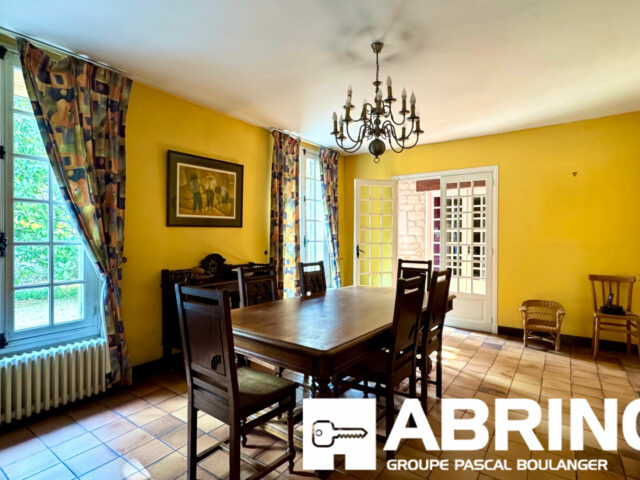 Maison en vente à CHANTILLY — photo 4