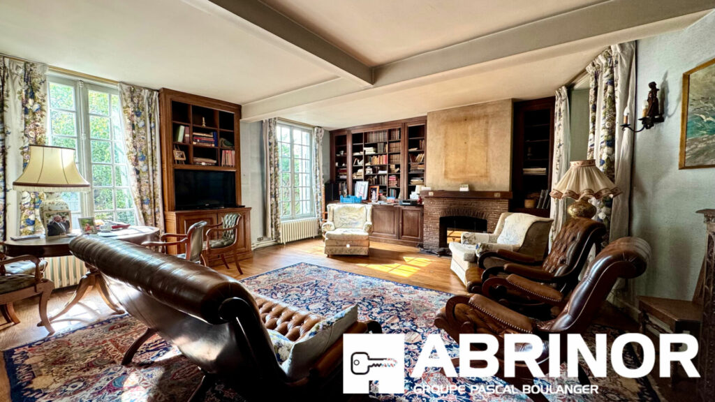 Maison en vente à CHANTILLY — photo 8
