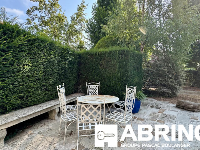 Maison en vente à CHANTILLY — photo 15