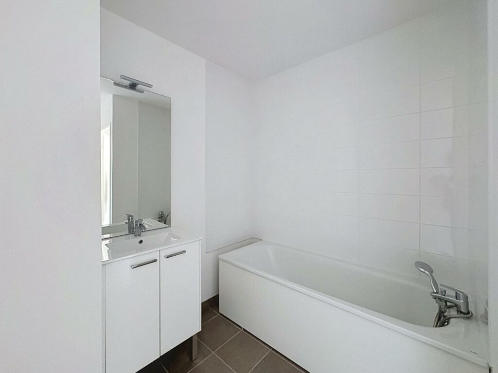 Appartement en location à VALENCIENNES — photo 5