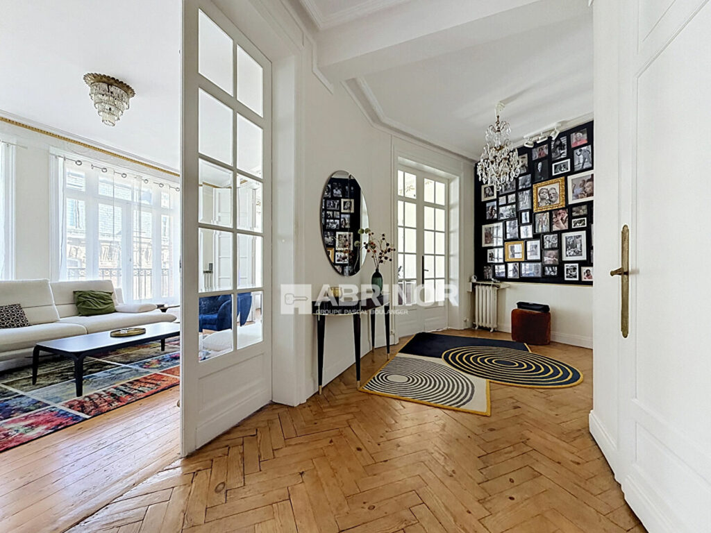 Appartement en vente à LILLE — photo 1