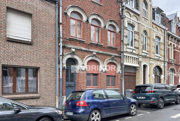 Maison en vente à ARMENTIERES — photo 1
