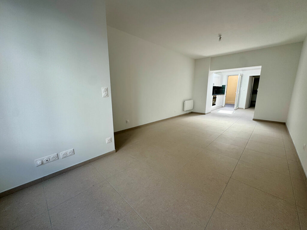 Maison en vente à CROIX — photo 2