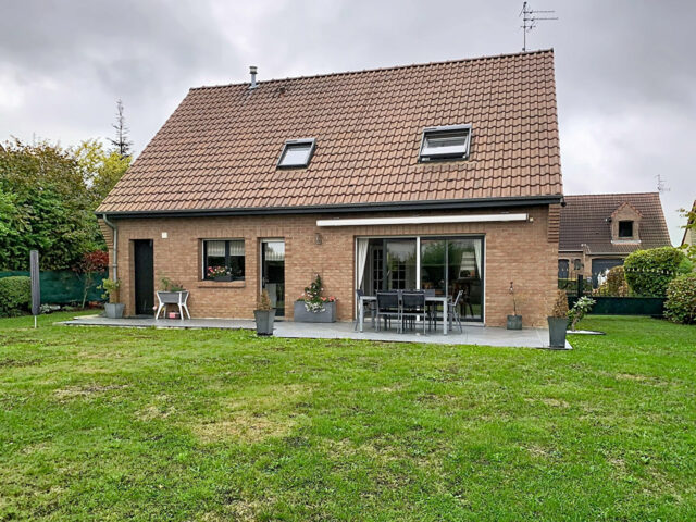 Maison en vente à HOUPLINES — photo 1