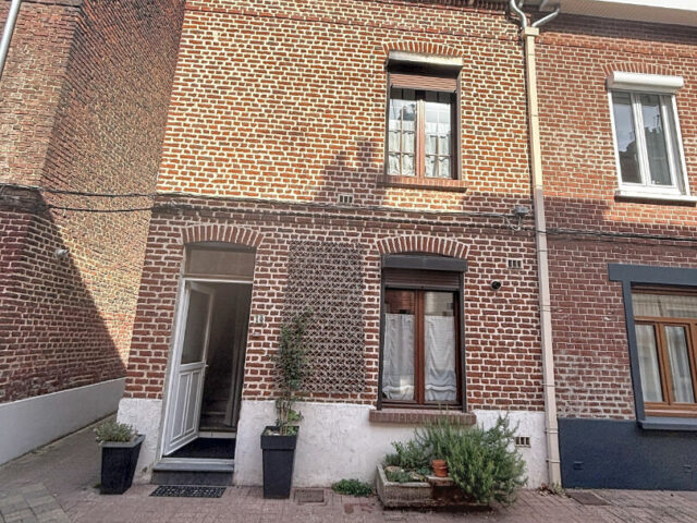 Maison en vente à LILLE — photo 1