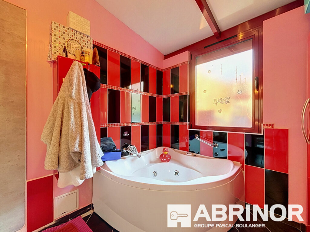 Maison en vente à LILLE — photo 4