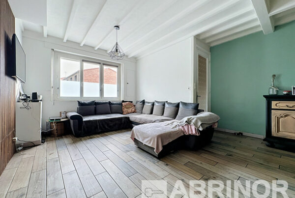 Maison en vente à LINSELLES — photo 1