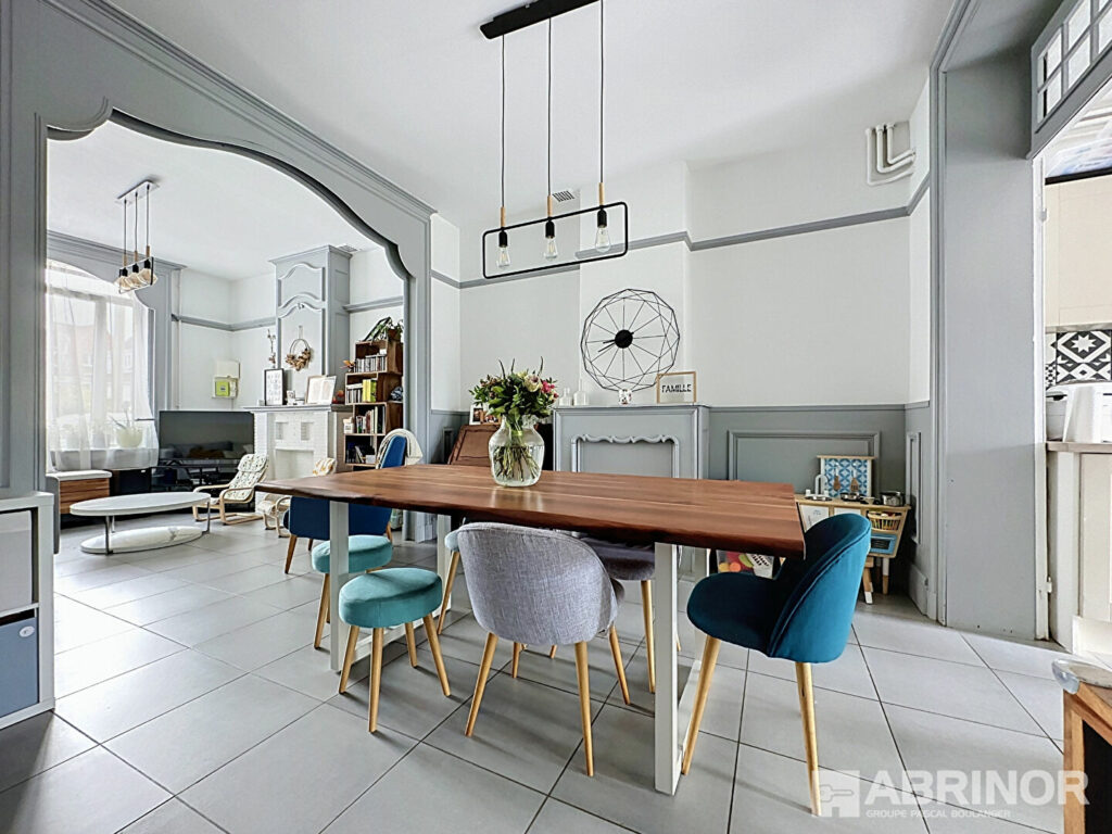 Maison en vente à LINSELLES — photo 1