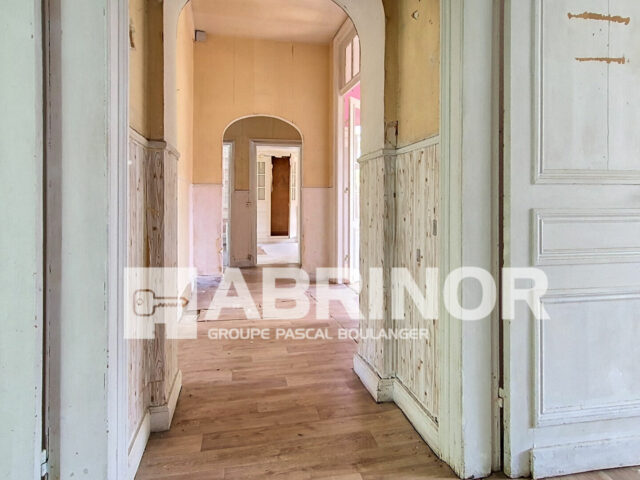 Maison en vente à ROUBAIX — photo 1