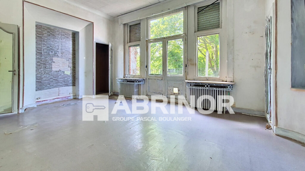Maison en vente à ROUBAIX — photo 2