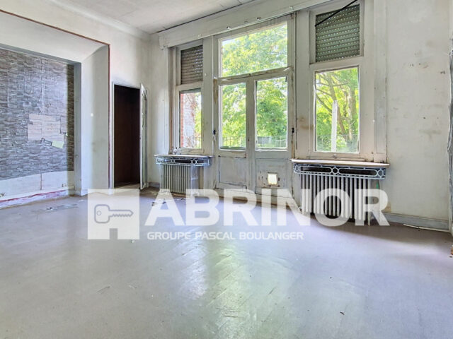 Maison en vente à ROUBAIX — photo 2
