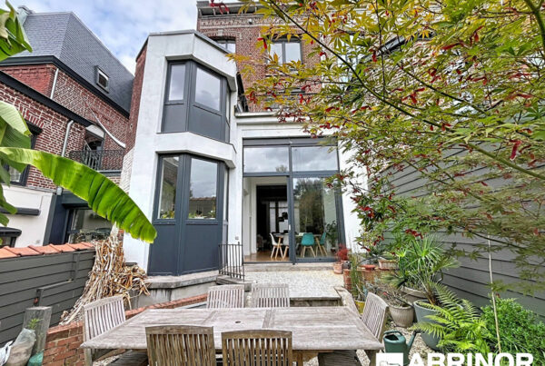 Maison en vente à ROUBAIX — photo 1