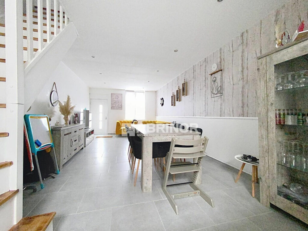 Maison en vente à SAILLY SUR LA LYS — photo 1