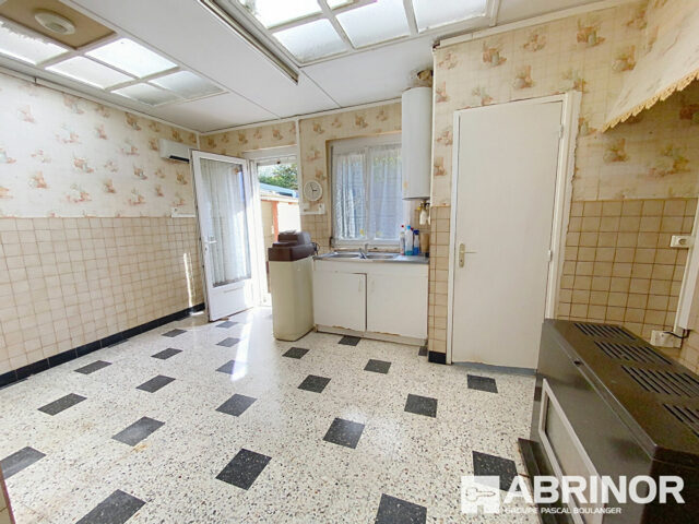 Maison en vente à SAINT AMAND LES EAUX — photo 3