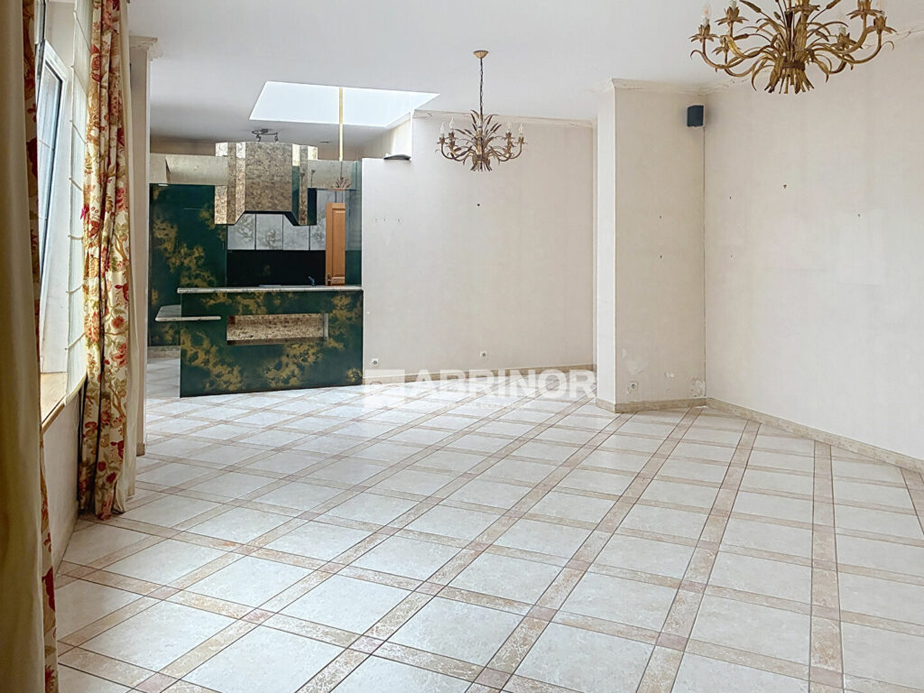 Maison en vente à valenciennes — photo 2