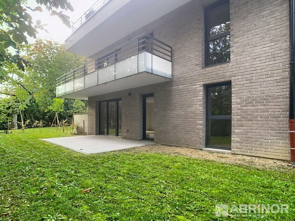 Appartement en location à LA CHAPELLE D ARMENTIERES — photo 3
