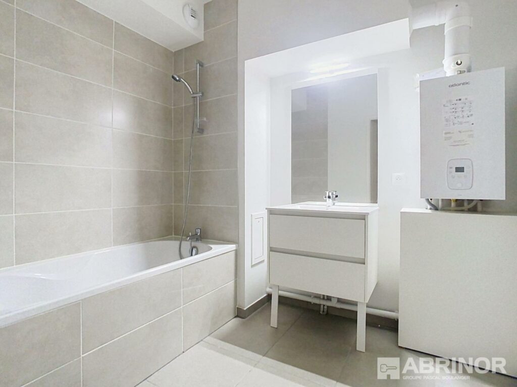 Appartement en location à LA CHAPELLE D ARMENTIERES — photo 6