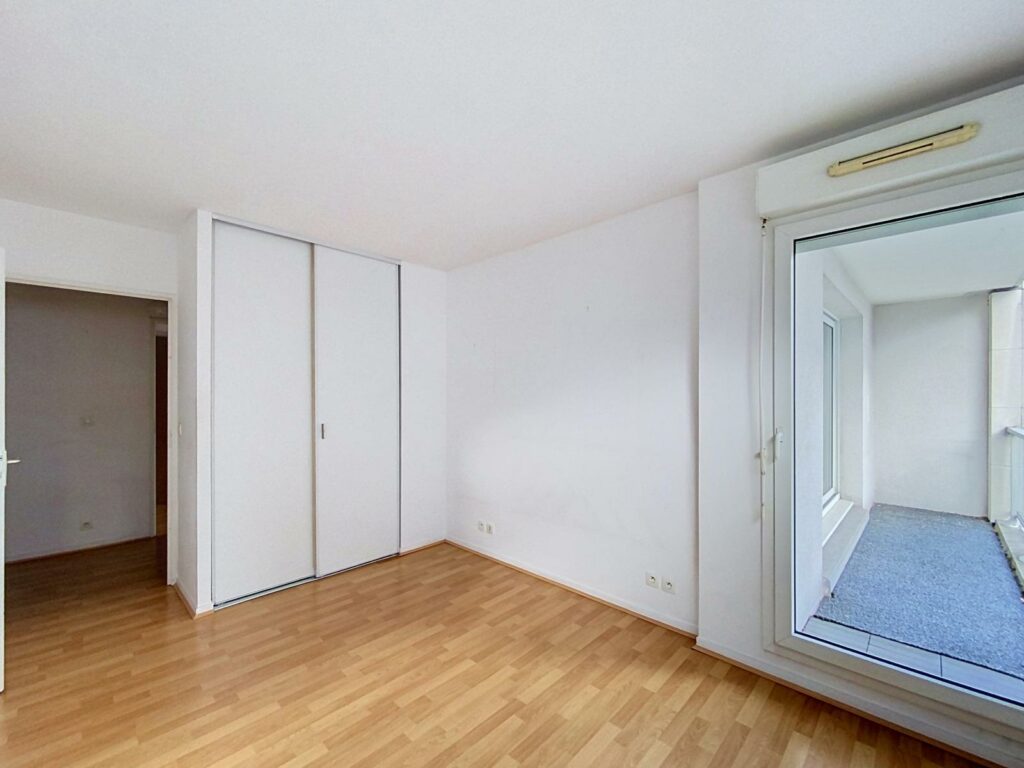 Appartement en location à LILLE — photo 3
