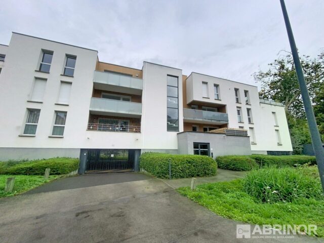 Appartement en location à LOOS — photo 8