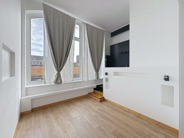 Appartement en location à ROUBAIX — photo 3
