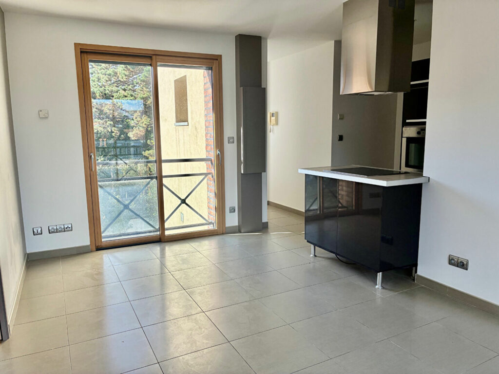 Appartement 2 pièces 43 m² · à Croix · 43,3 m² · 65 000 €