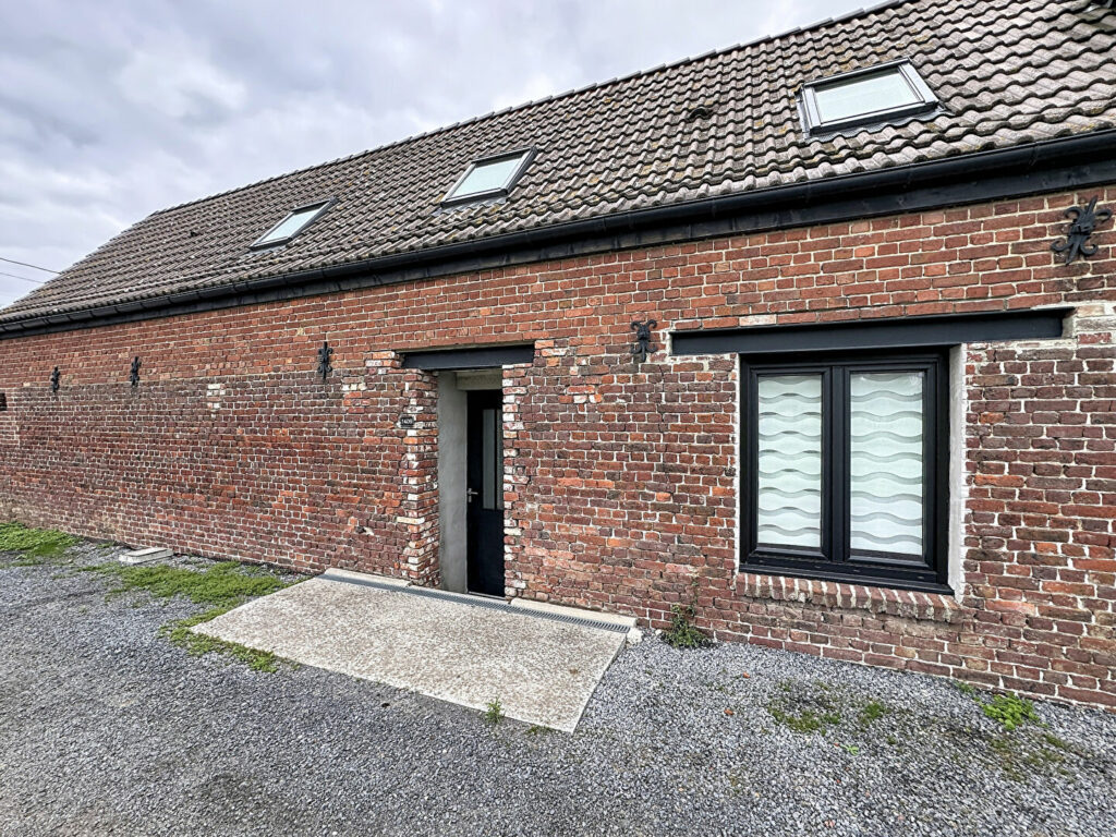 Maison 3 pièces 57 m² · à Coutiches · 57 m² · 64 800 €
