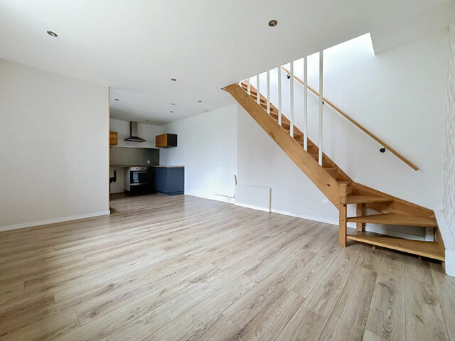 Maison en vente à COUTICHES — photo 2
