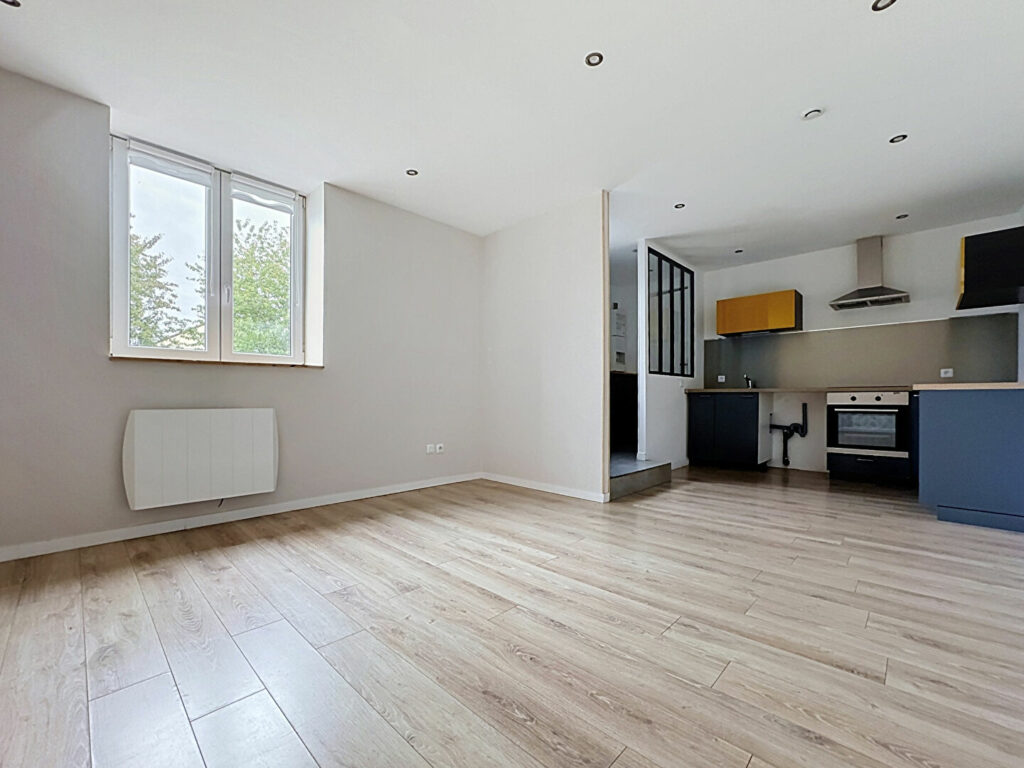 Maison en vente à COUTICHES — photo 8