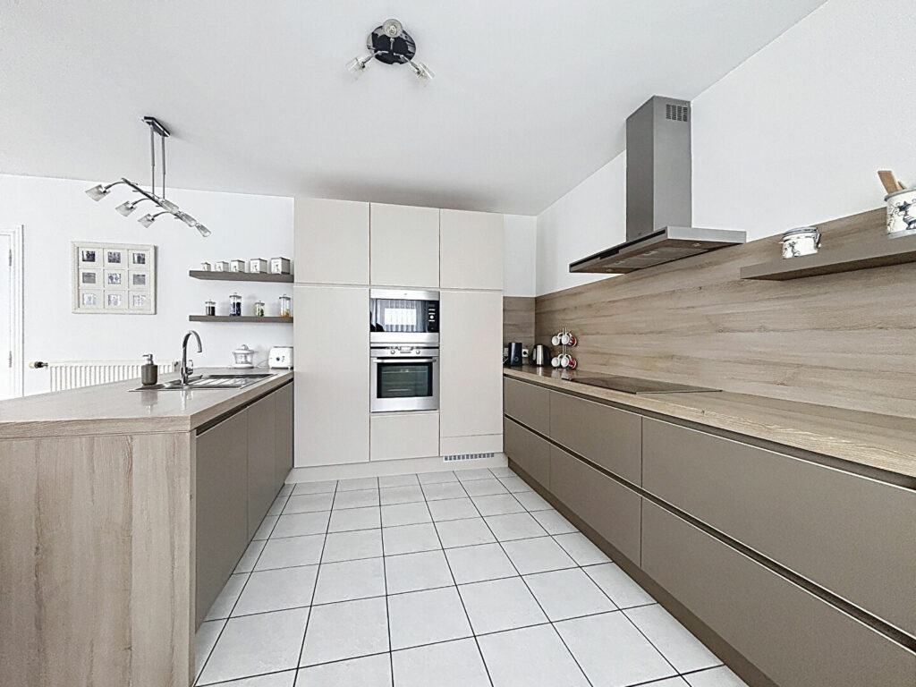 Maison en vente à HOUPLINES — photo 3
