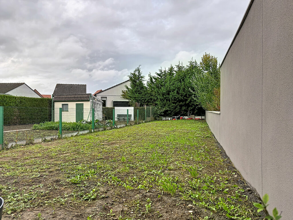 Maison en vente à LA CHAPELLE D ARMENTIERES — photo 6