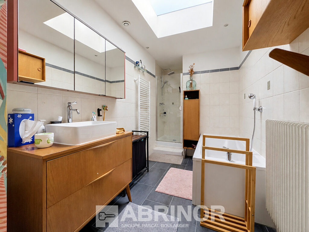 Maison en vente à LILLE — photo 8