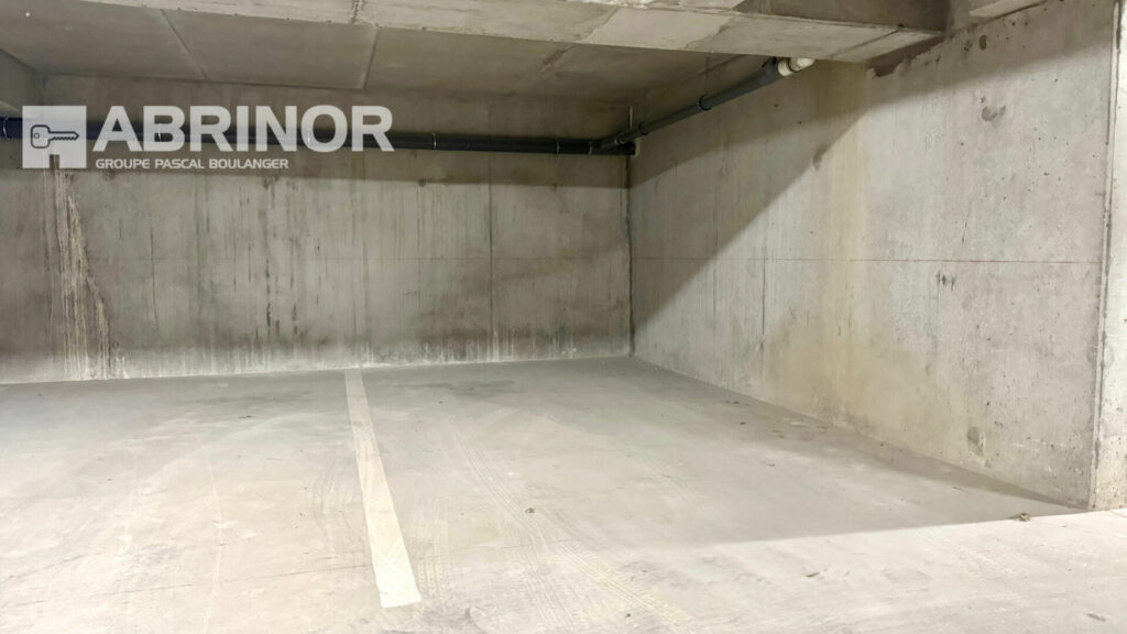 Parking en vente à AMIENS — photo 1